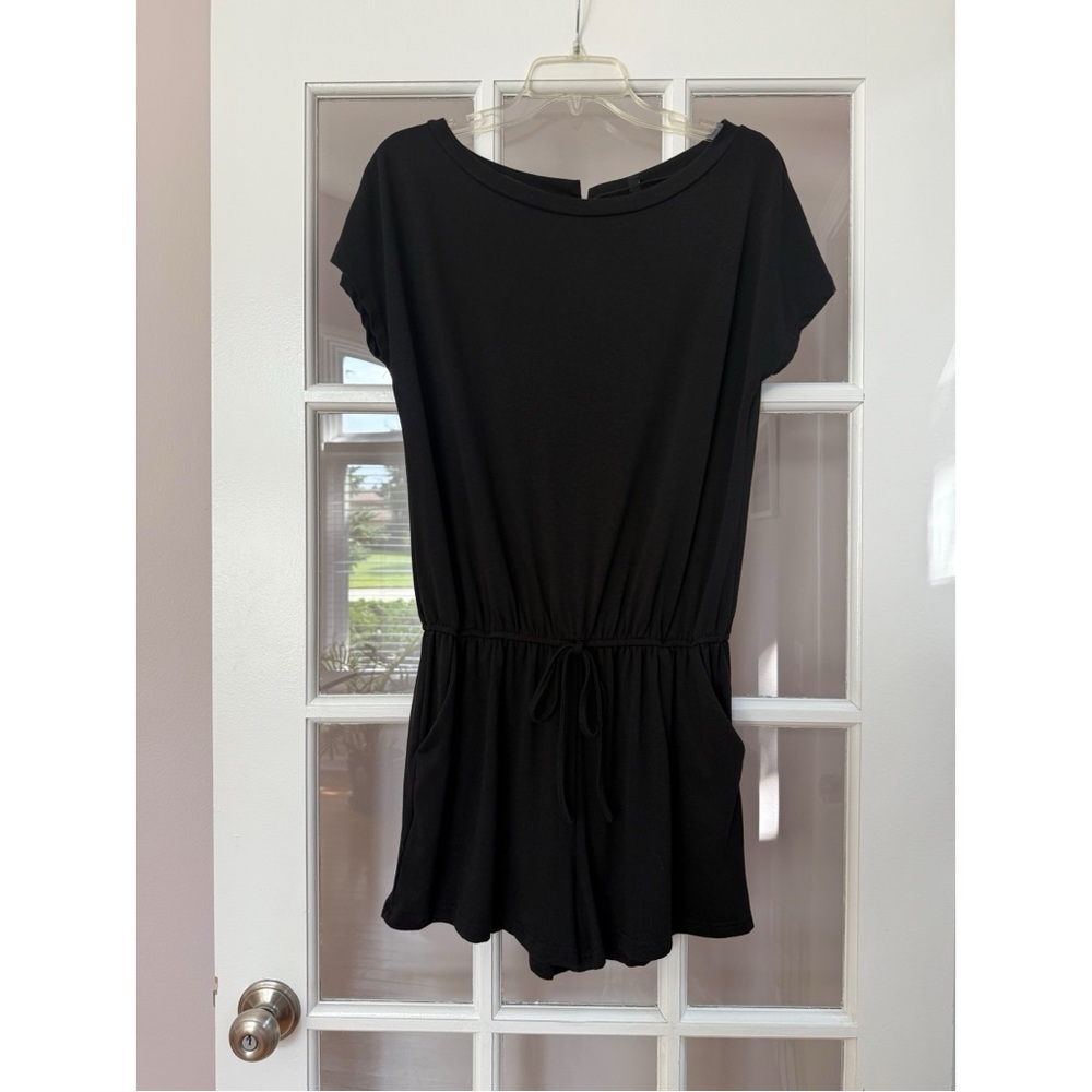 Black Crewneck Loose Short Sleeve One Piece Romper